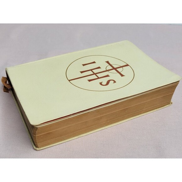 The Fulton J Sheen Sunday Missal  Bilingual Latin & English  Hawthorn Books 1961 - Picture 5 of 10